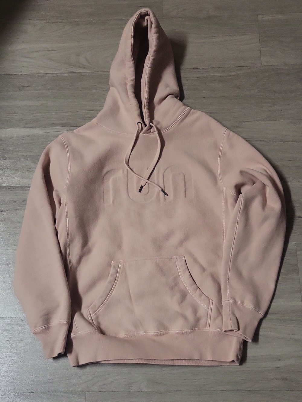 Hooded Pullover Sweatshirt in Light Pink
